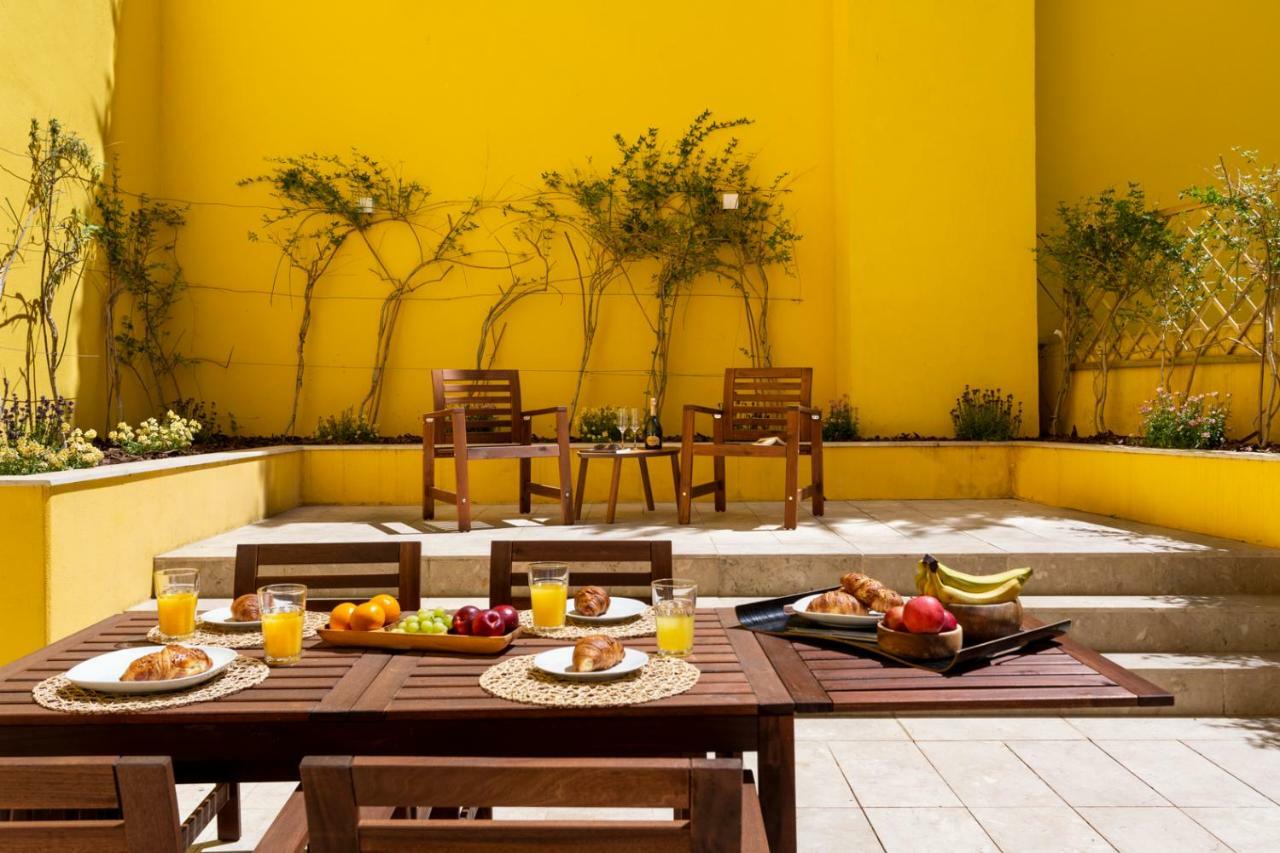 Altido Bright And Elegant 1Br Home With Workspace And Huge Terrace In Pena, Close By Viewpoint Lisboa Exterior foto