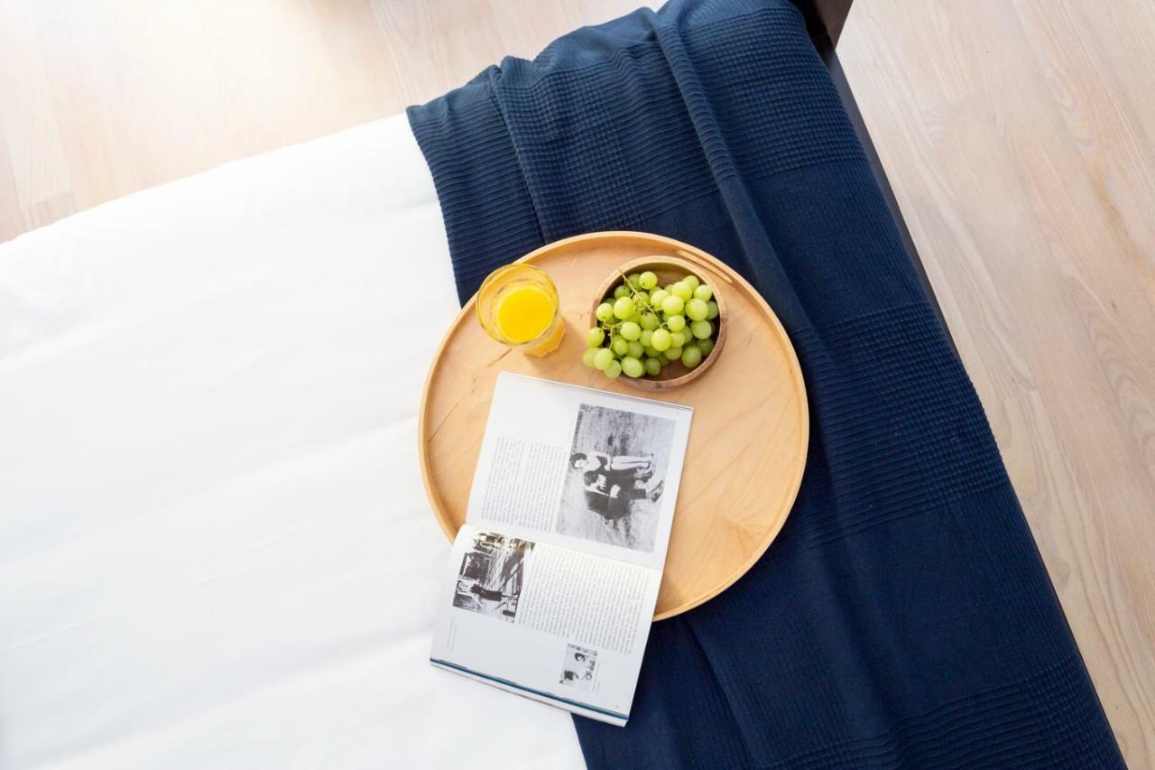 Altido Bright And Elegant 1Br Home With Workspace And Huge Terrace In Pena, Close By Viewpoint Lisboa Exterior foto