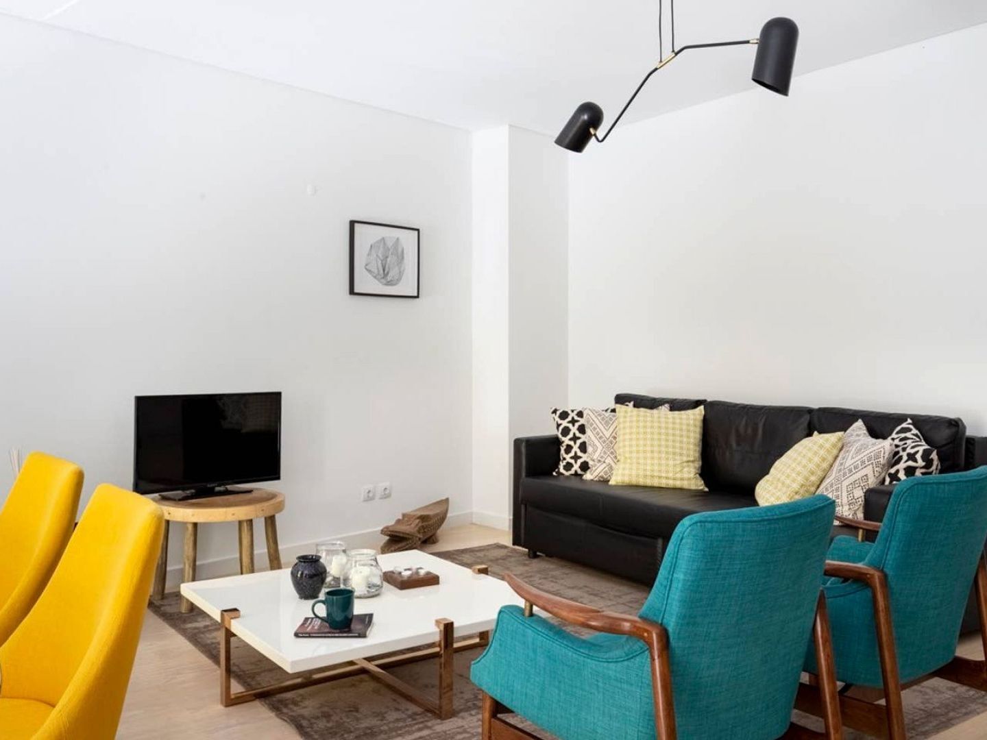 Altido Bright And Elegant 1Br Home With Workspace And Huge Terrace In Pena, Close By Viewpoint Lisboa Exterior foto