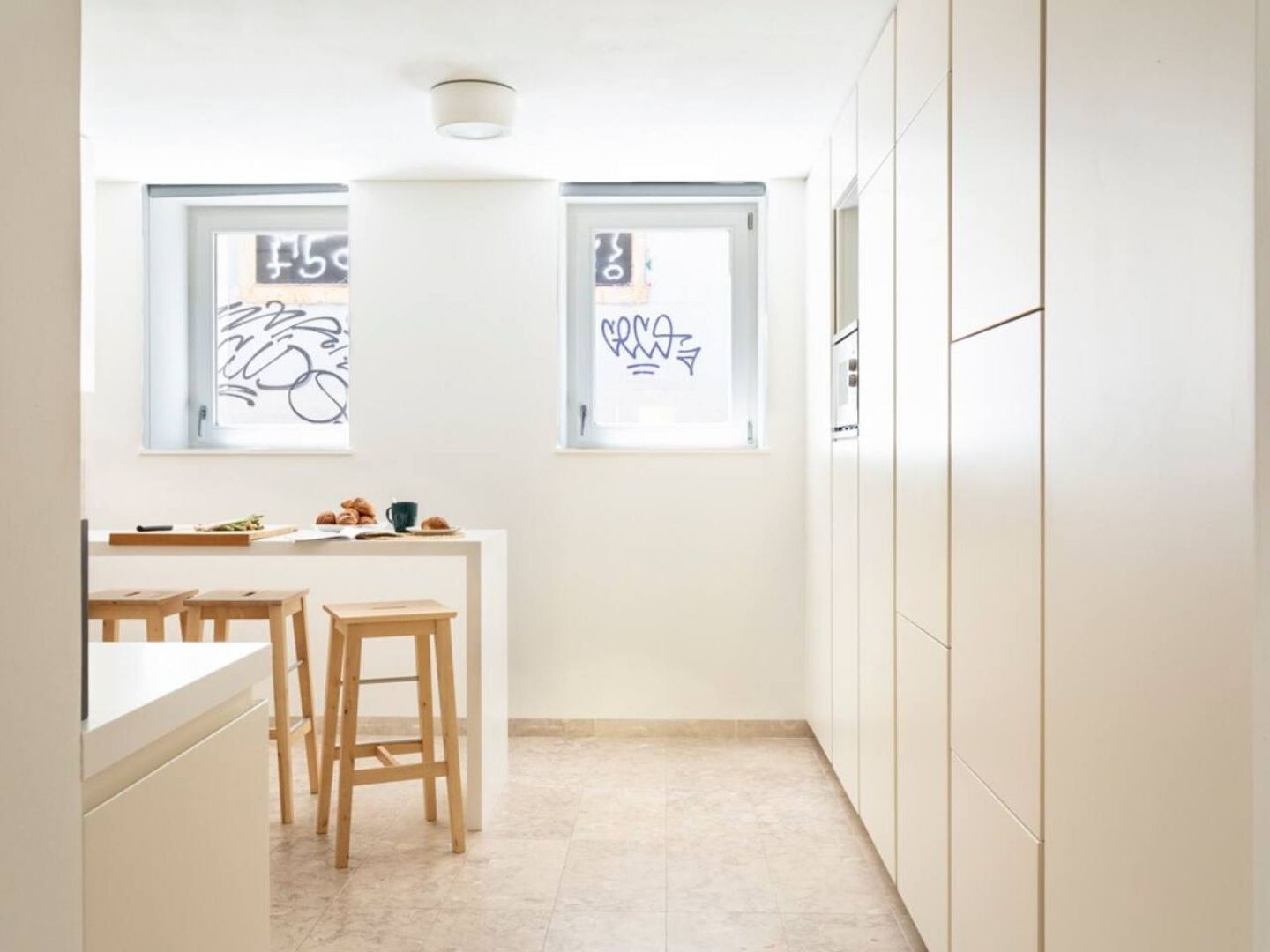 Altido Bright And Elegant 1Br Home With Workspace And Huge Terrace In Pena, Close By Viewpoint Lisboa Exterior foto